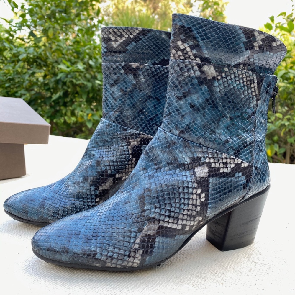Kedeta Alligator Bootie